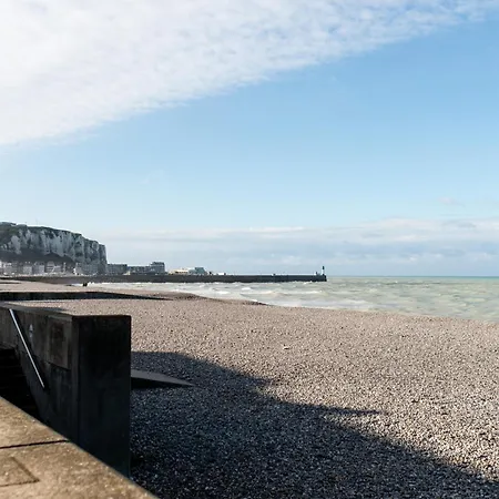 Duplex Sarrazine - Avec Patio Privé *